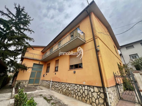 appartamento in vendita a L'Aquila in zona Paganica