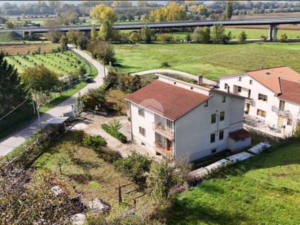appartamento in vendita a L'Aquila in zona Centro Città