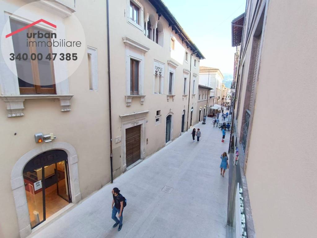 appartamento in vendita a L'Aquila in zona Centro Città