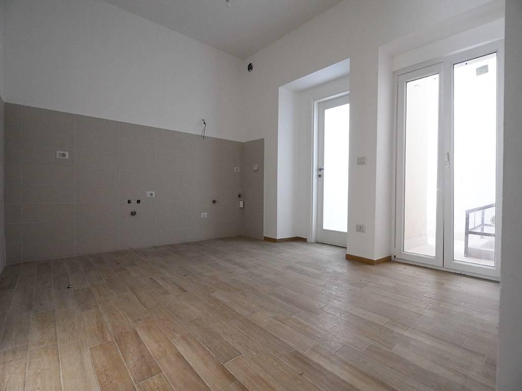 casa indipendente in vendita a L'Aquila in zona Centro Città
