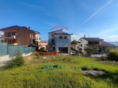 casa indipendente in vendita a L'Aquila in zona Pianola