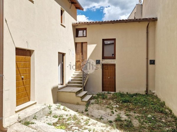 appartamento in vendita a L'Aquila in zona Centro Città