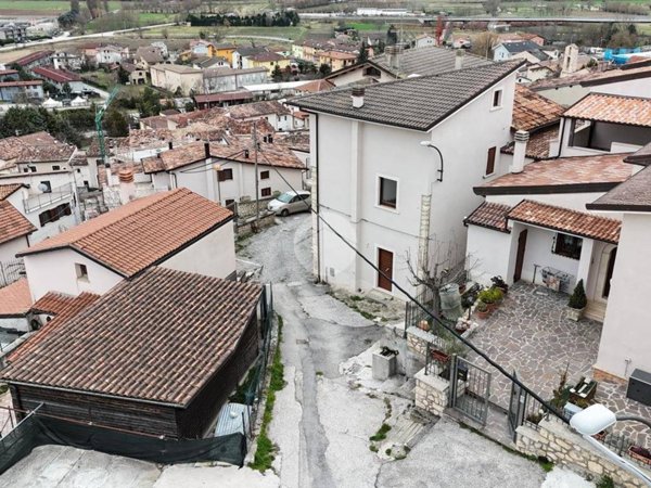appartamento in vendita a L'Aquila in zona Centro Città