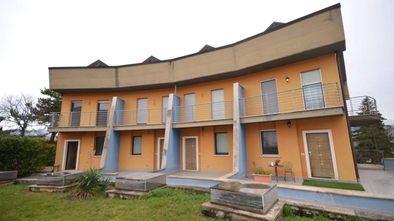 casa indipendente in vendita a L'Aquila in zona Pianola