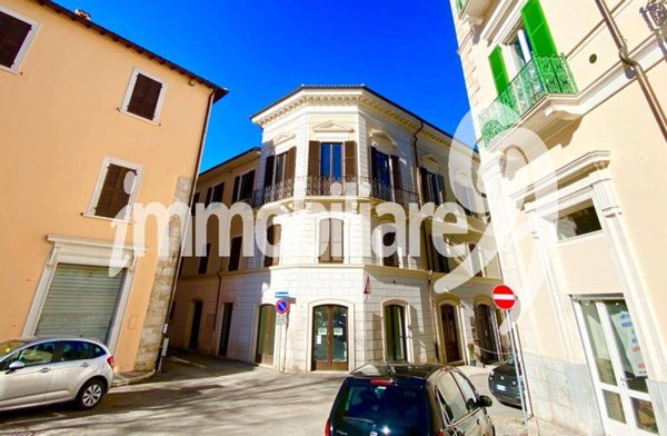 appartamento in vendita a L'Aquila in zona Centro Città