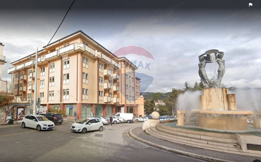 ufficio in vendita a L'Aquila in zona Centro Città