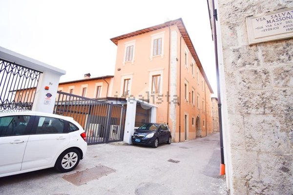 appartamento in vendita a L'Aquila in zona Centro Città
