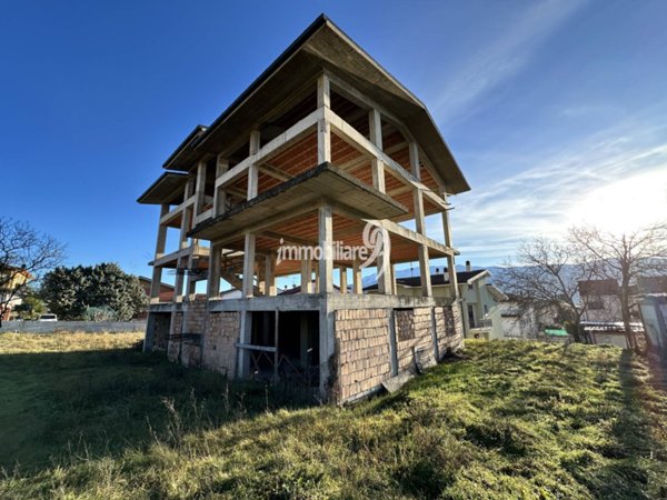 terreno edificabile in vendita a L'Aquila in zona Paganica