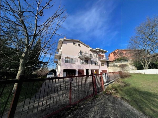 appartamento in vendita a L'Aquila in zona Palombara