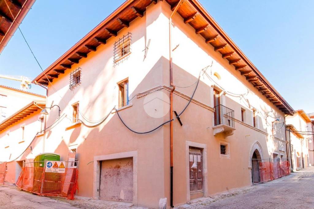 appartamento in vendita a L'Aquila in zona Centro Città