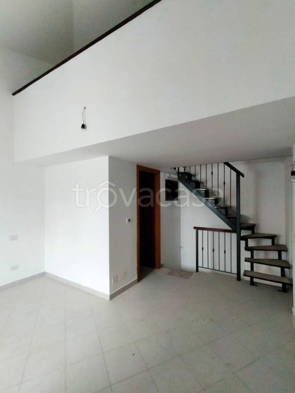 casa indipendente in vendita a L'Aquila in zona Centro Città