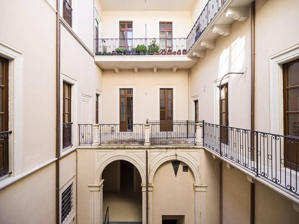 appartamento in vendita a L'Aquila in zona Centro Città