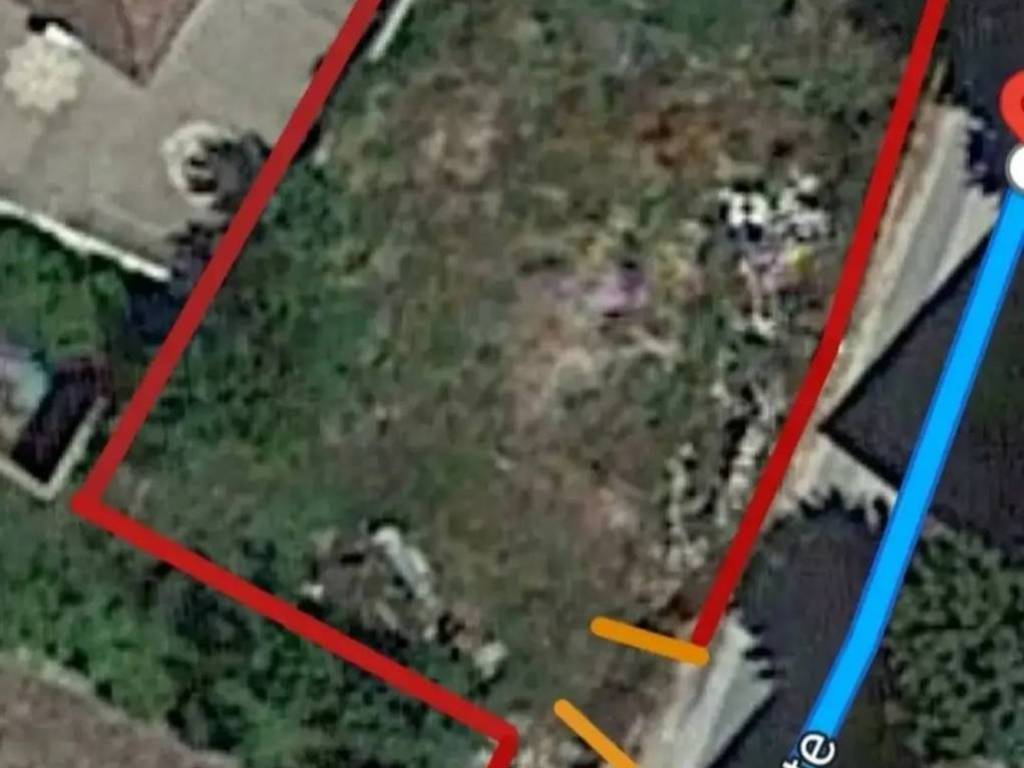 terreno edificabile in vendita a L'Aquila in zona Pettino