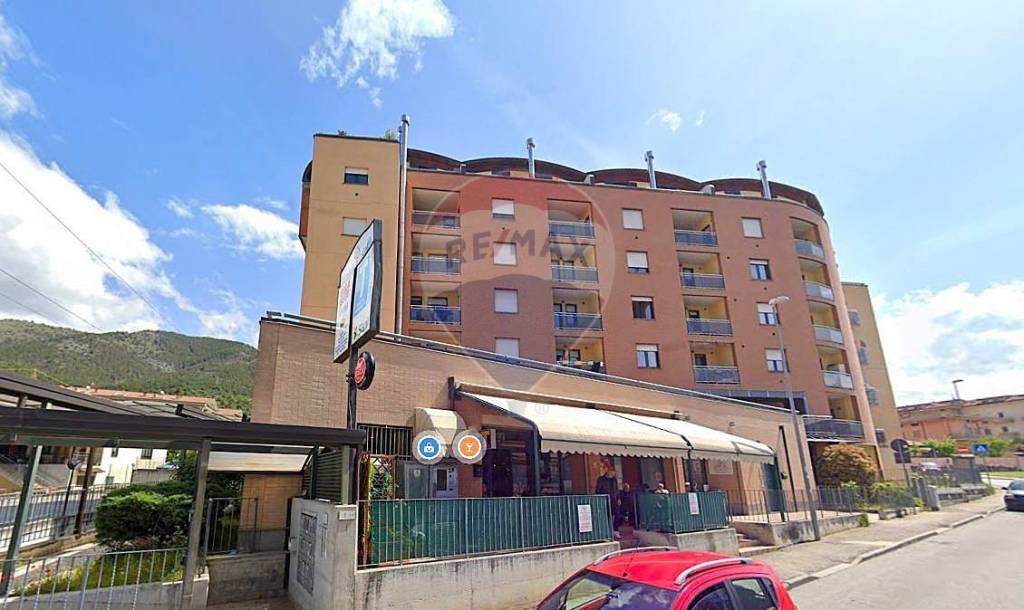 appartamento in vendita a L'Aquila in zona Pettino