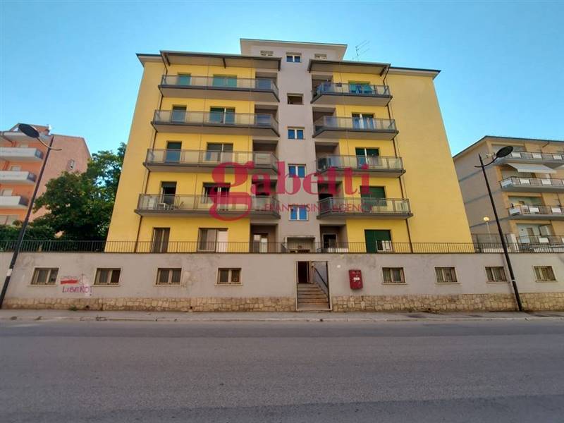 appartamento in vendita a L'Aquila in zona Via Strinella