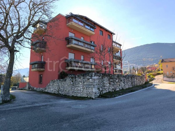 appartamento in vendita a L'Aquila in zona Pianola