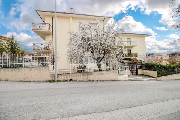 appartamento in vendita a L'Aquila in zona San Sisto