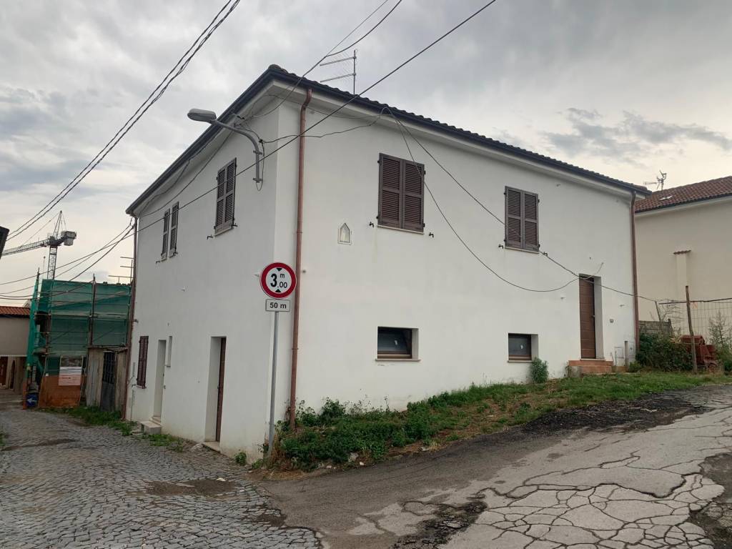 appartamento in vendita a L'Aquila in zona Centro Città