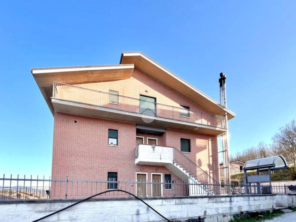 appartamento in vendita a L'Aquila in zona Coppito