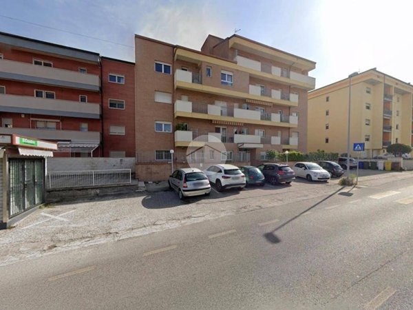 appartamento in vendita a L'Aquila in zona Pettino