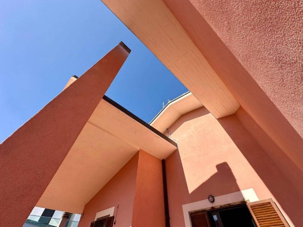 casa indipendente in vendita a L'Aquila in zona Pianola