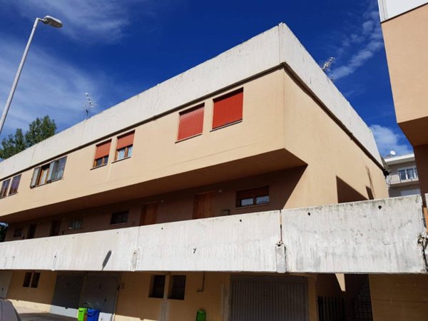 casa indipendente in vendita a L'Aquila in zona Cansatessa