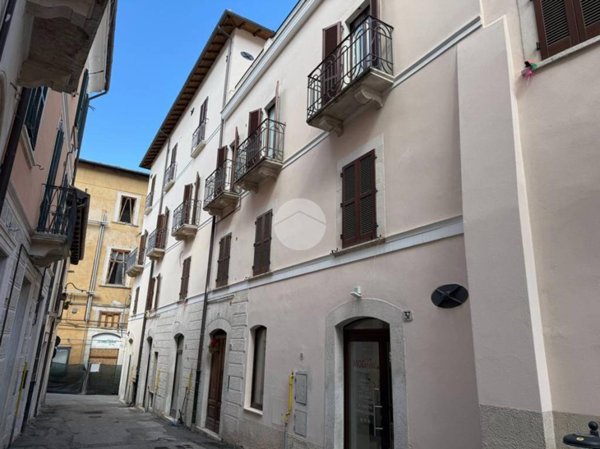appartamento in vendita a L'Aquila in zona Centro Città