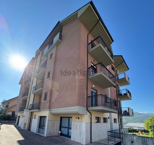 appartamento in vendita a L'Aquila in zona Pettino