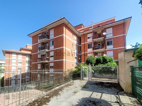 appartamento in vendita a L'Aquila in zona Via Strinella