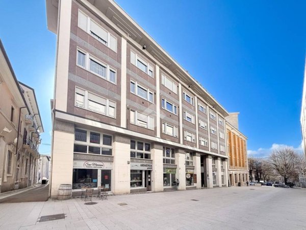 appartamento in vendita a L'Aquila in zona Centro Città