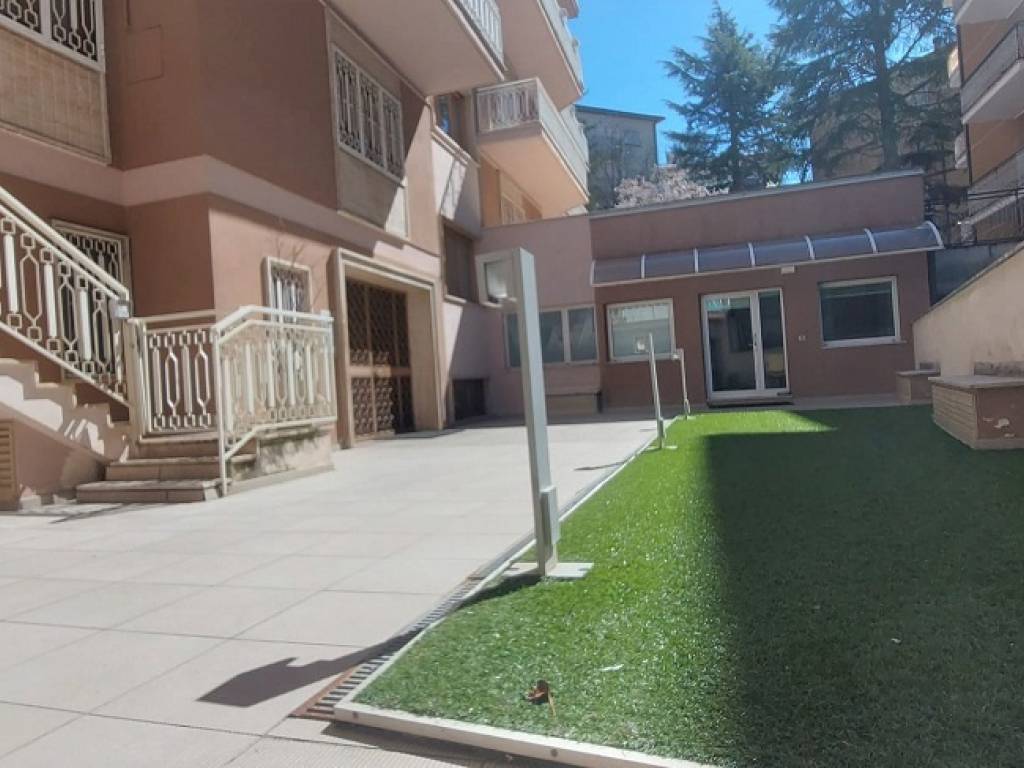 appartamento in vendita a L'Aquila in zona Torrione