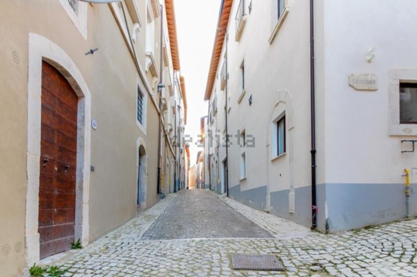 appartamento in vendita a L'Aquila in zona Centro Città