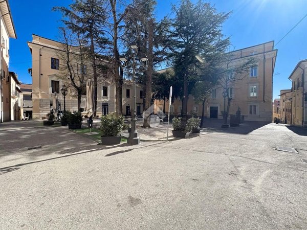 appartamento in vendita a L'Aquila in zona Centro Città