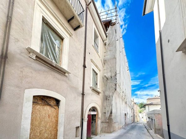 appartamento in vendita a L'Aquila in zona Centro Città