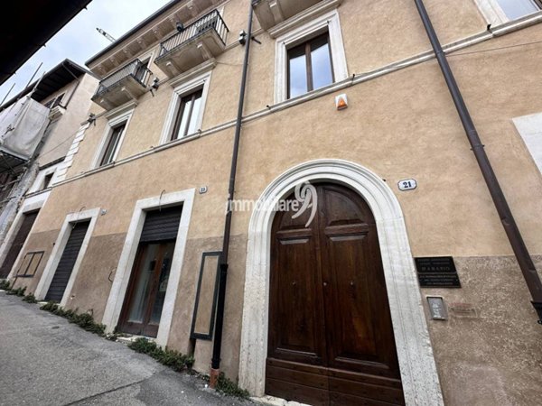 appartamento in vendita a L'Aquila in zona Centro Città