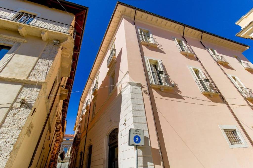 appartamento in vendita a L'Aquila in zona Centro Città