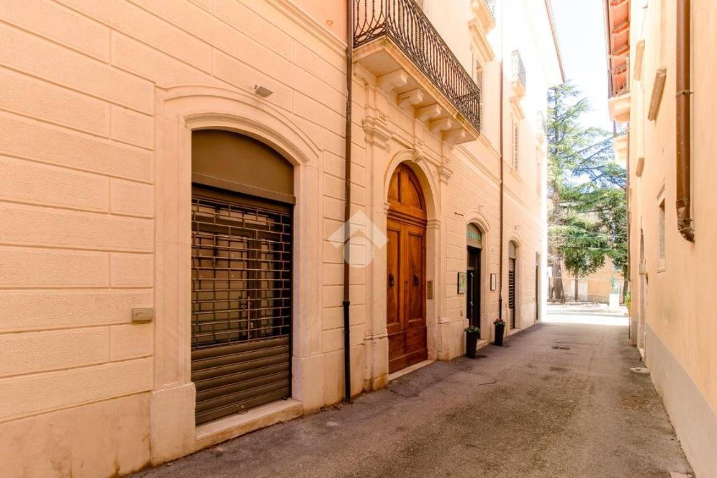 appartamento in vendita a L'Aquila in zona Centro Città