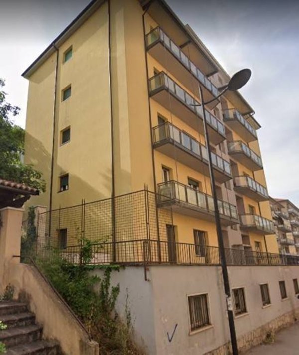 appartamento in vendita a L'Aquila in zona Via Strinella