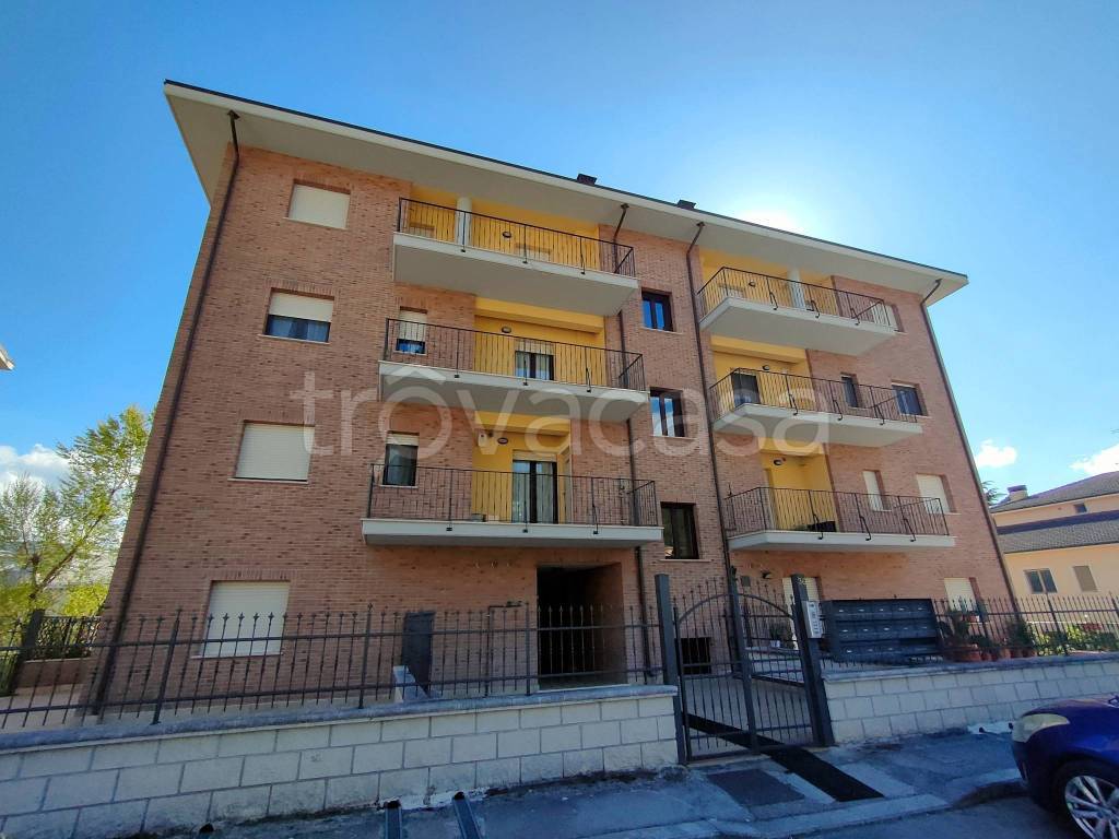 appartamento in vendita a L'Aquila in zona Pettino