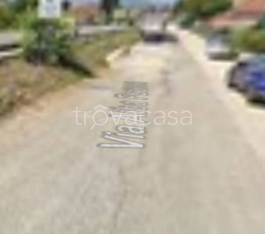 negozio in vendita a L'Aquila in zona San Sisto