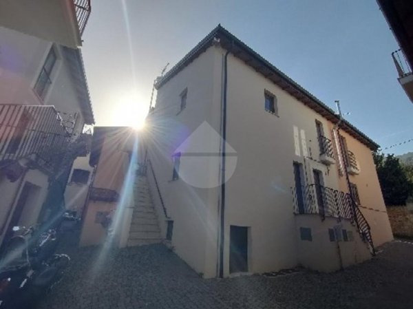 appartamento in vendita a L'Aquila in zona Monticchio/frazione Bagno