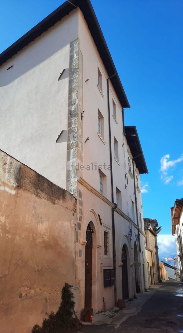 appartamento in vendita a L'Aquila in zona Centro Città