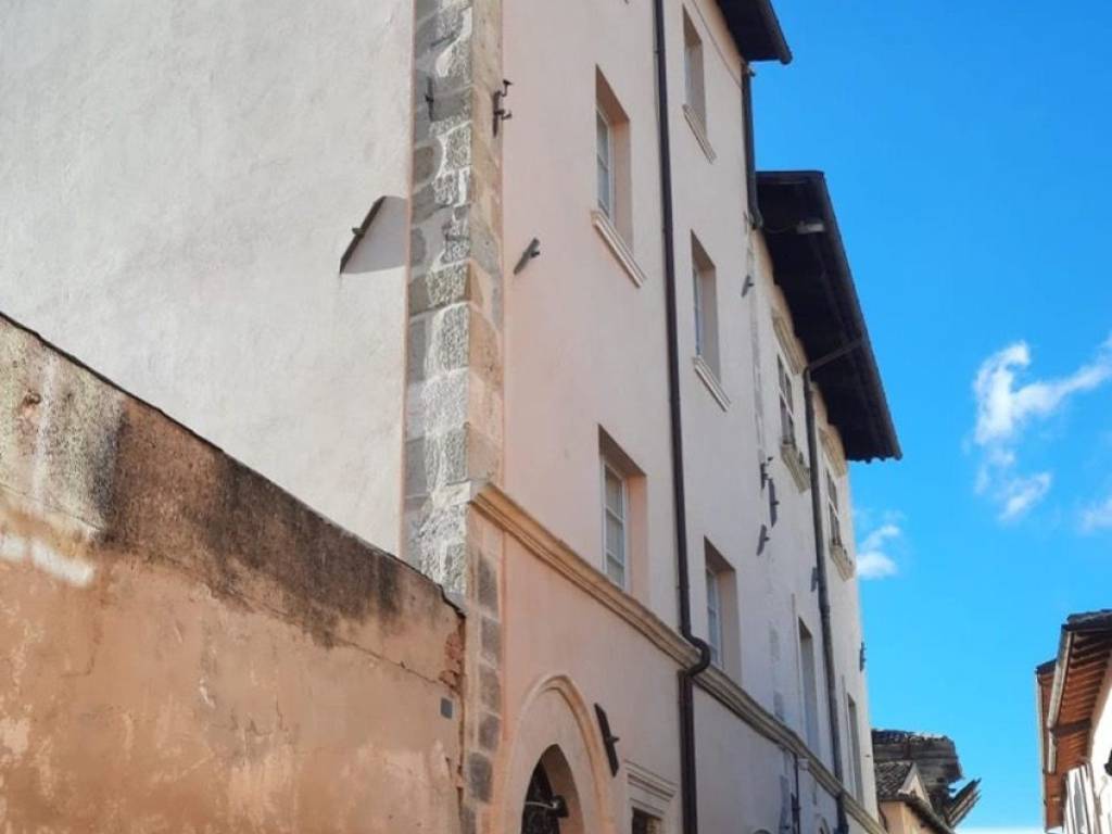 appartamento in vendita a L'Aquila in zona Centro Città