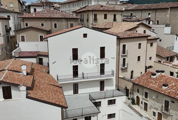 appartamento in vendita a L'Aquila in zona Centro Città