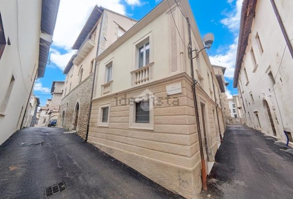 appartamento in vendita a L'Aquila in zona Centro Città