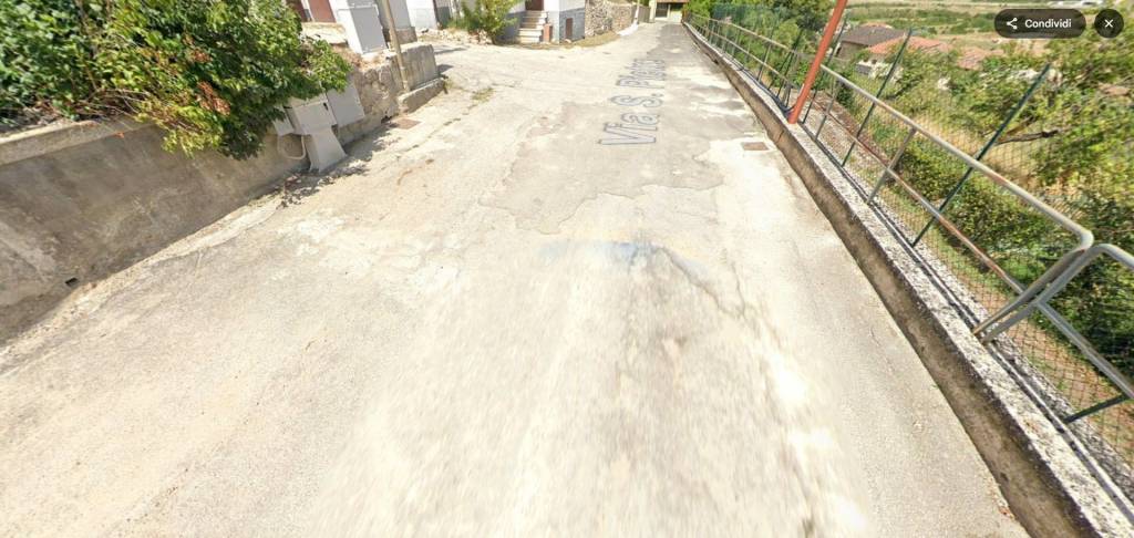 appartamento in vendita a L'Aquila in zona Preturo