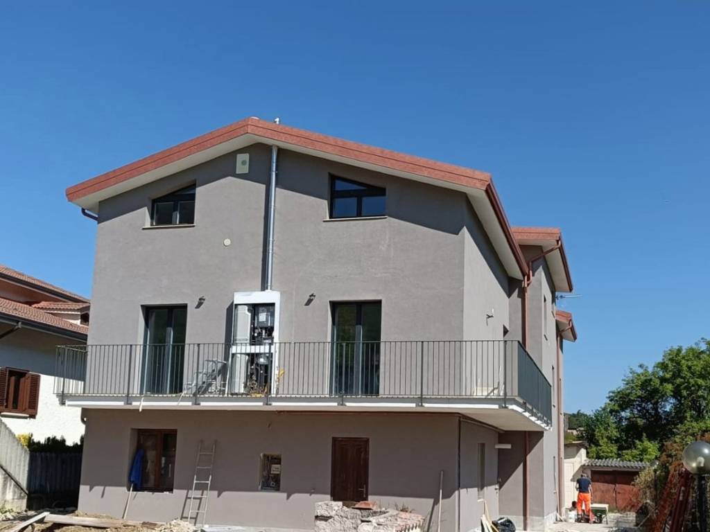 appartamento in vendita a L'Aquila in zona Pianola