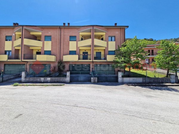 casa indipendente in vendita a L'Aquila in zona Pianola