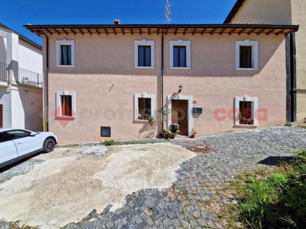 appartamento in vendita a L'Aquila in zona Centro Città