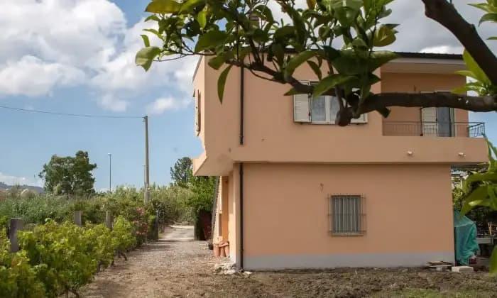 appartamento in vendita a L'Aquila in zona Pianola